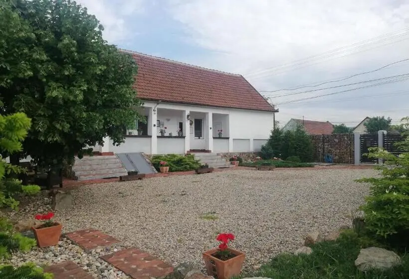 スリーベッドルーム　ヴィラ, Casa Ago   Guest House