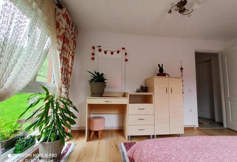 バス共有のスタンダードルーム, Casa Lucia