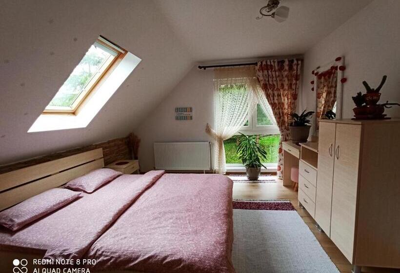 バス共有のスタンダードルーム, Casa Lucia