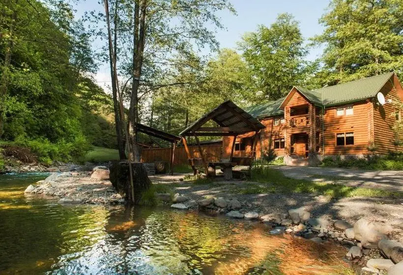 ４ベッドルームハウス, Cottage Teremok