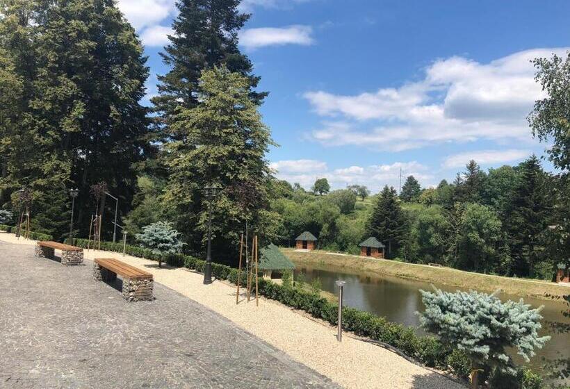 2间卧室的房子, Saltzbork