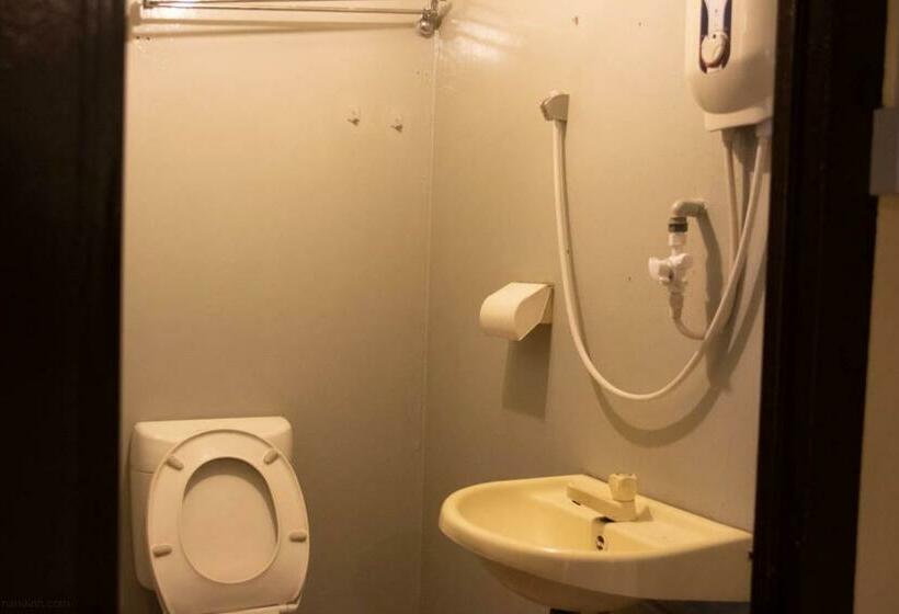 חדר אקונומי לשלושה, Sealion Pulau Ketam Inn