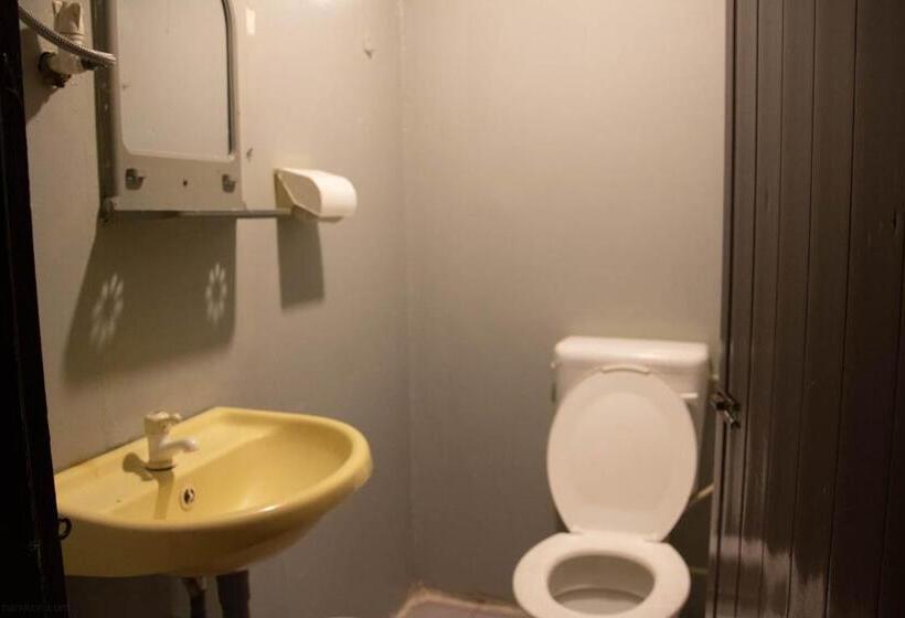 חדר אקונומי לארבעה, Sealion Pulau Ketam Inn