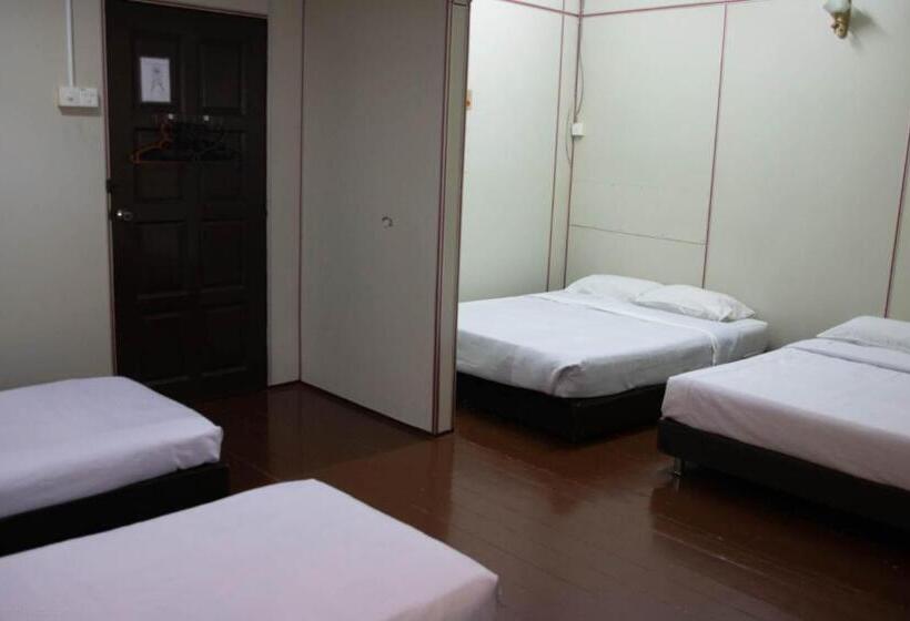 חדר משפחתי, Sealion Pulau Ketam Inn