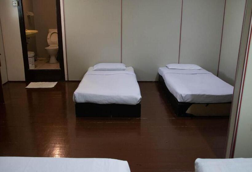 Семейный Номер, Sealion Pulau Ketam Inn