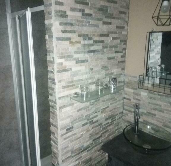 스탠다드 룸, Aux Berges De Sambre