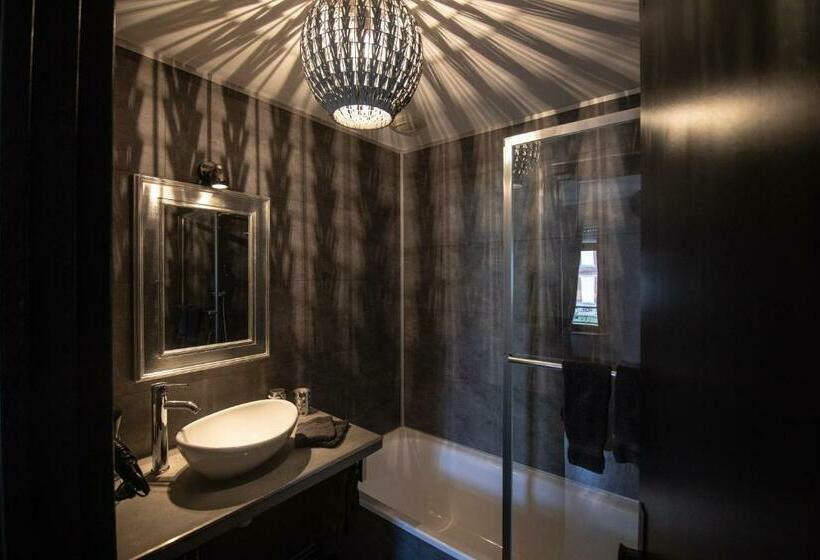 스탠다드 룸, Aux Berges De Sambre