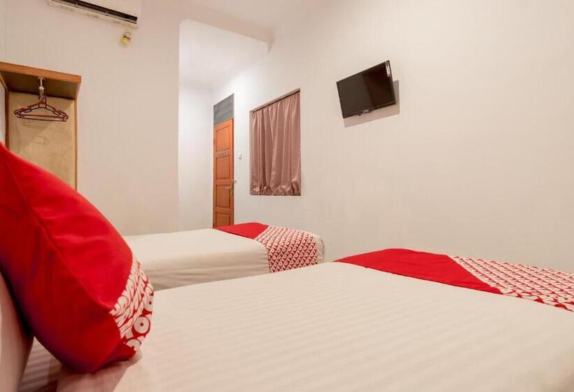 スタンダードルーム, Oyo 2410 Intan