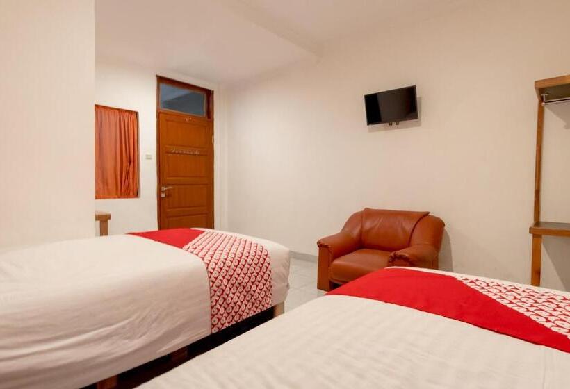 デラックスルーム, Oyo 2410 Intan