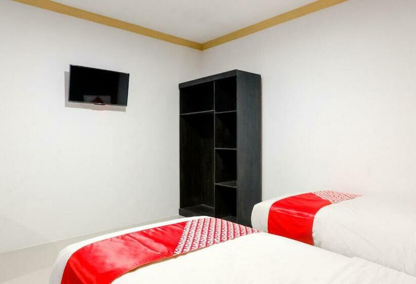 חדר דלוקס, Oyo 2966  Atriaz