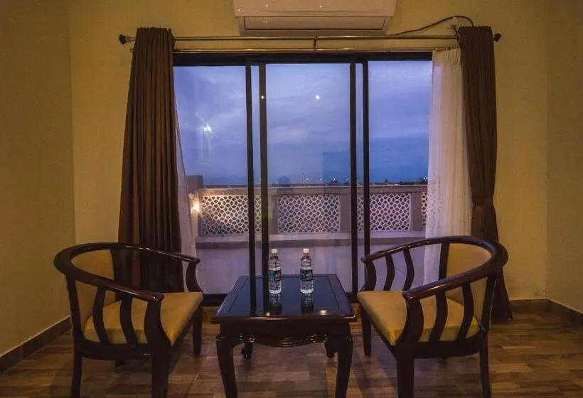 キングサイズベッドのスタンダードルーム, La Vita Nuova Resort
