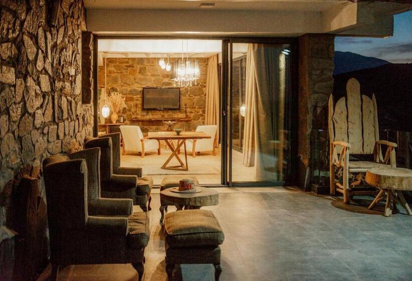 בקתה דלוקס, Diar Illi