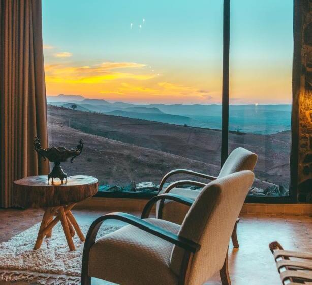 בקתה דלוקס, Diar Illi