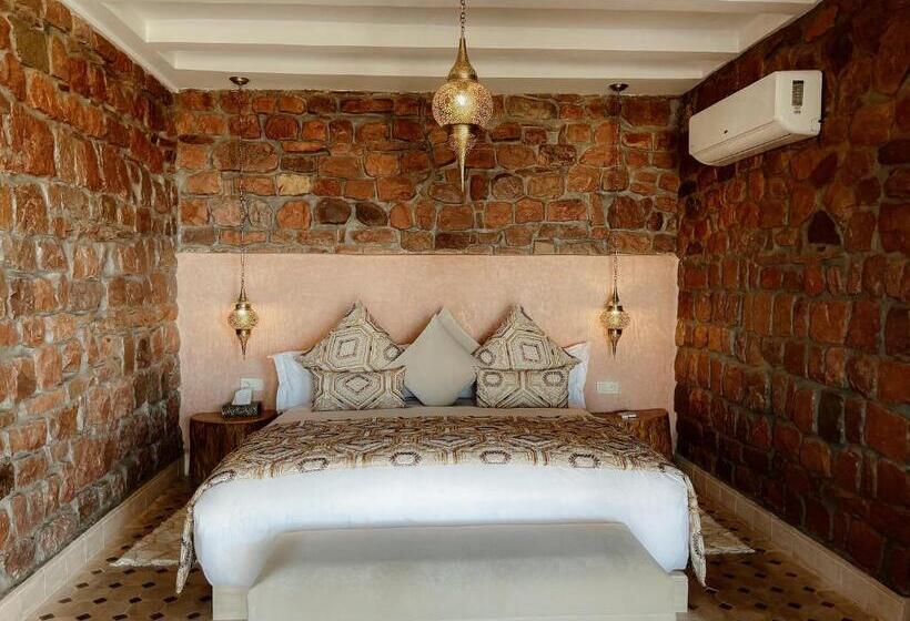 בקתה סטנדרטית, Diar Illi