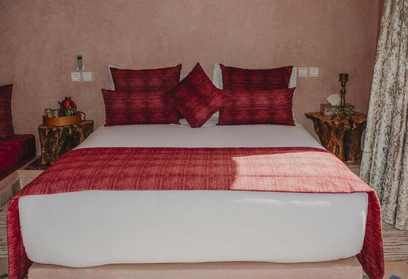 חדר דלוקס, Diar Illi