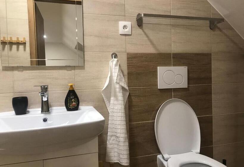Четырехместный Номер Стандарт, Penzion U Kostela