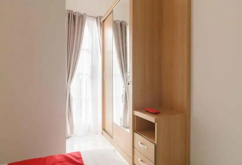 Superior-sviitti, Reddoorz Plus Syariah @ Jalan Dr Sutomo Padang