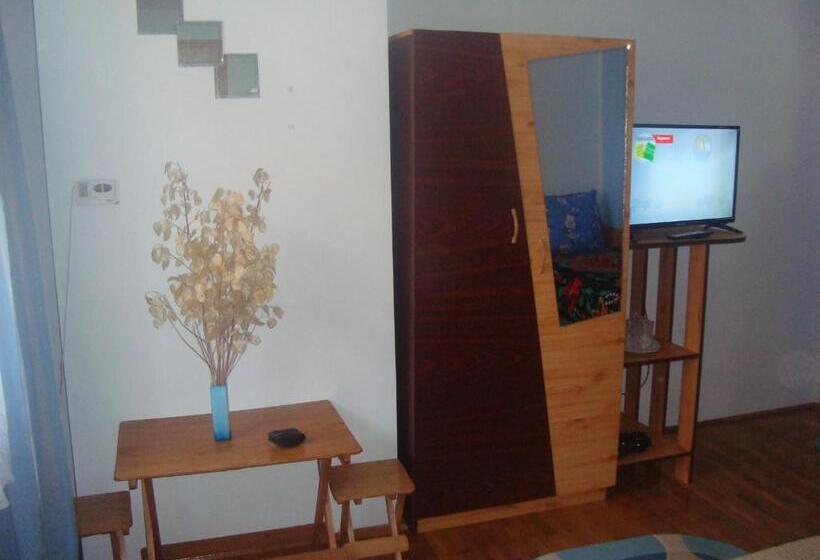 스탠다드 트리플 룸, Pensiunea Nicky