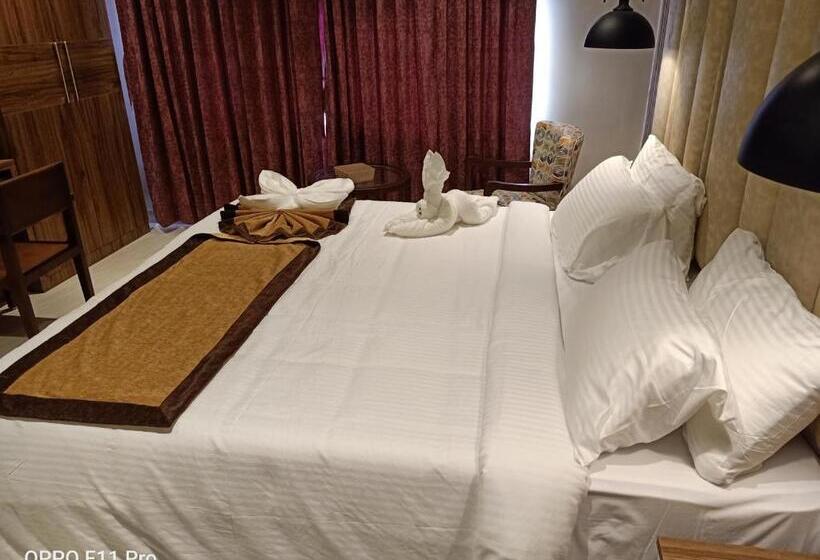 סוויטה אקזקיוטיב, The Hotel Celebration