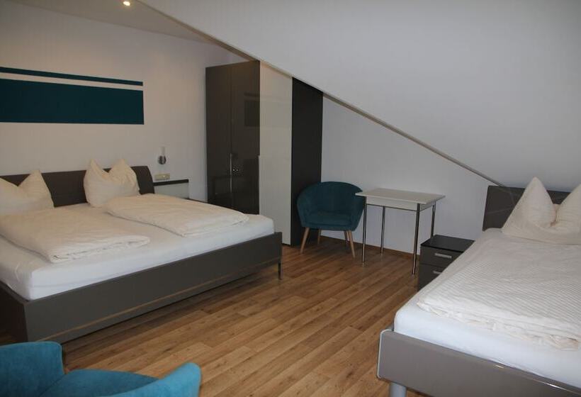 Номер Стандарт Трехместный, Ute S Pension