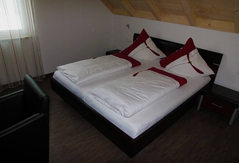 Люкс, Ute S Pension