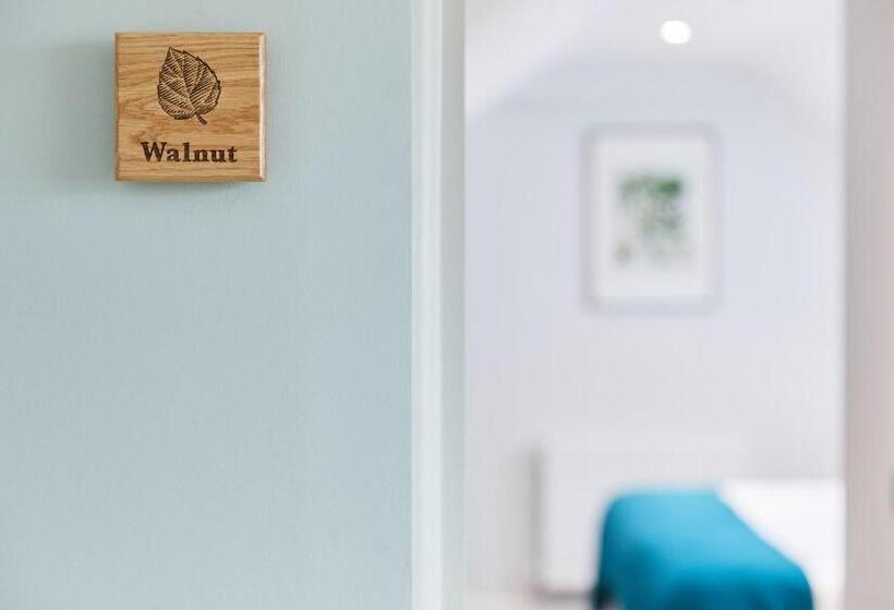 غرفة قياسية, The Lime Tree Inn