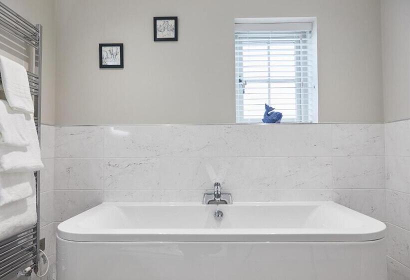 غرفة ديلوكس, The Lime Tree Inn