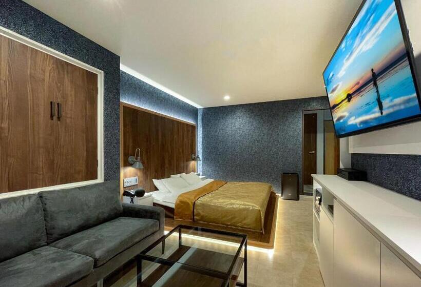 חדר סטנדרט עם מיטת קינג, Zala