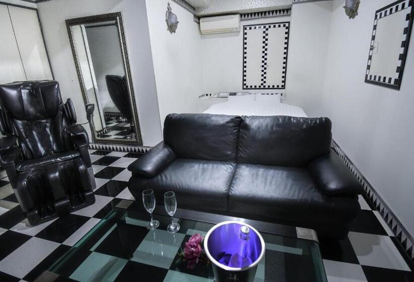 غرفة قياسية, Zala