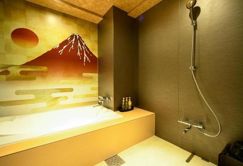 غرفة ديلوكس, Zala