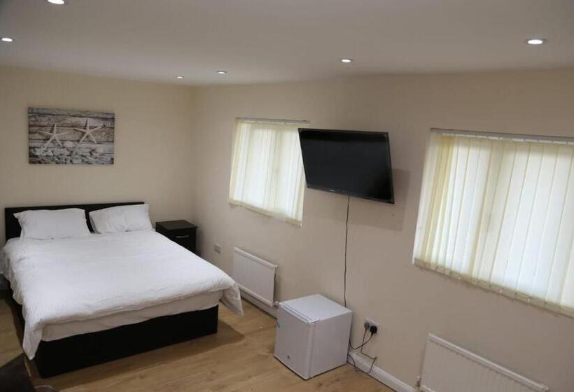 Номер Deluxe, A A Guest Rooms Thamesmead