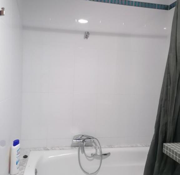 غرفة قياسية, Pensión Les Eres