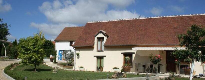 בית, 2 חדרי שינה, Les Gites De La Chapiniere