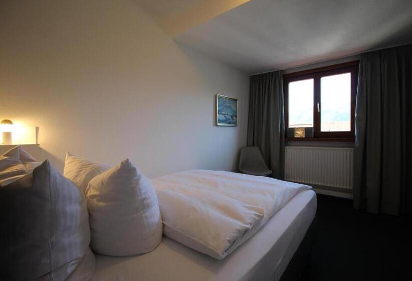 スタンダードシングルルーム, Askania 1927