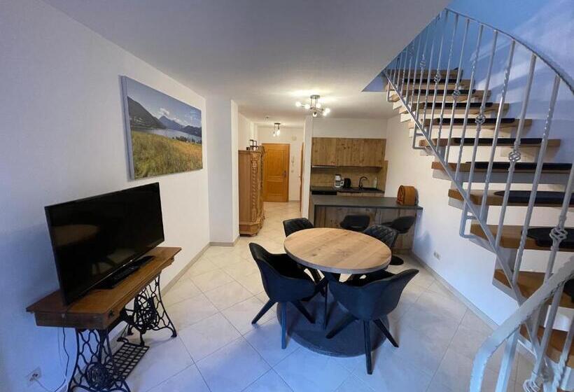 １ベッドルームアパートメント, Askania 1927