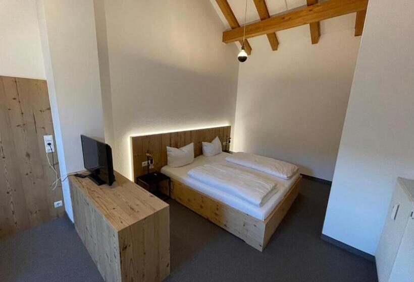 １ベッドルームアパートメント, Askania 1927