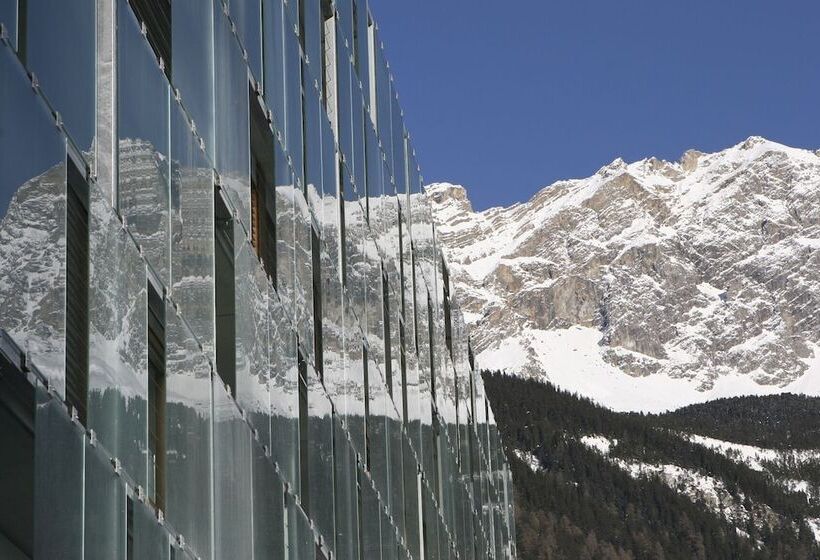 Négyágyas Standard Szoba, Cube Savognin