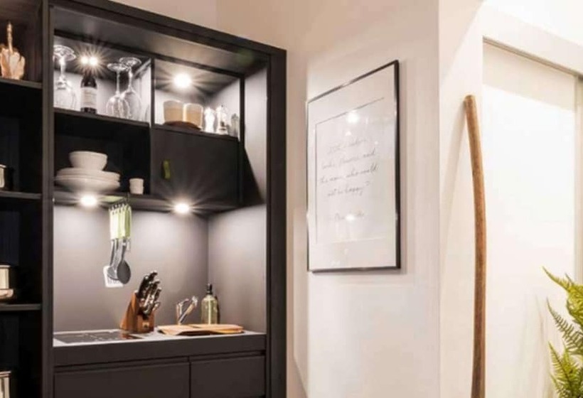 سوئیت با چشم‌انداز رودخانه, Designhotel überfluss