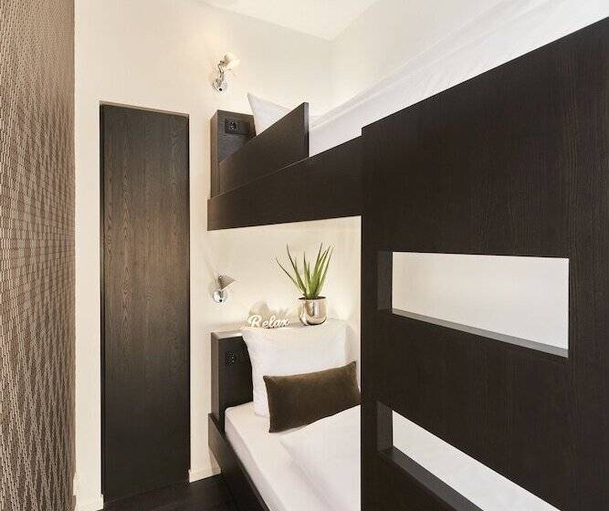 سوئیت با چشم‌انداز رودخانه, Designhotel überfluss