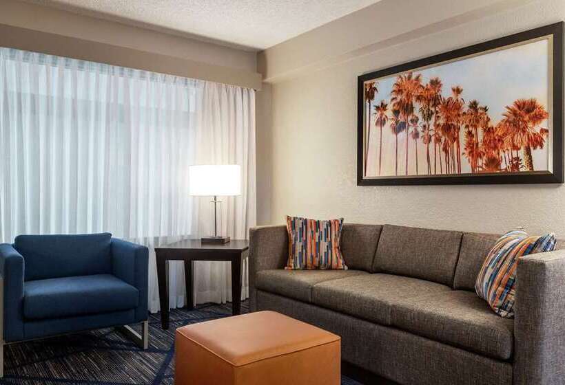 스위트, Embassy Suites By Hilton Charleston Airport Convention Ctr