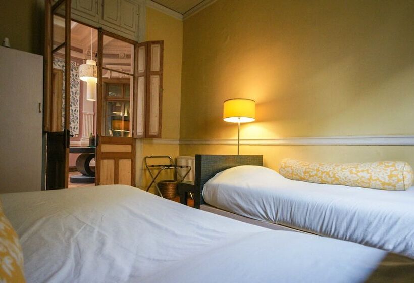 带共用浴室的标准房间, Happy House Hostel