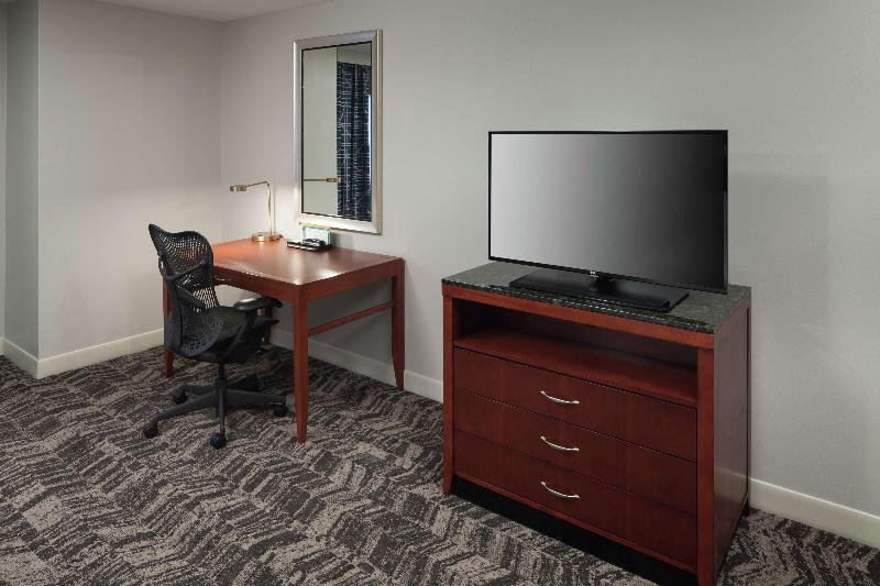חדר סטנדרט עם מיטת קינג, Hilton Garden Inn Dallas Allen