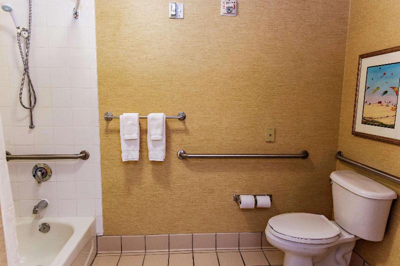 带大床的标准间, Hilton Garden Inn Outer Banks/kitty Hawk