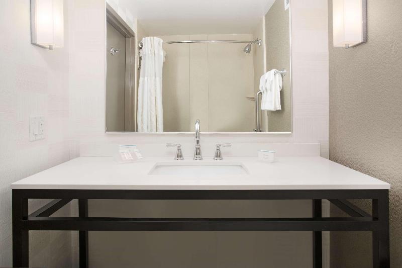 带大床的标准间, Hilton Garden Inn Salt Lake City/layton