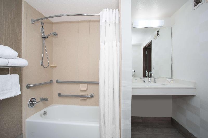 带大床的标准间, Hilton Garden Inn Salt Lake City/layton