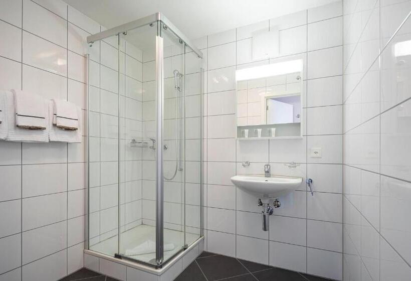 2ベッドルームアパートメント, Marina Walensee