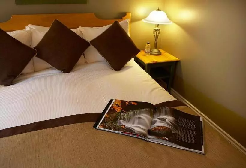 クイーンサイズベッドのスタンダードルーム, Moulin Wakefield Mill Hotel & Spa