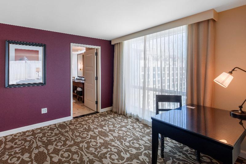 اتاق پرمیوم, Omni Fort Worth