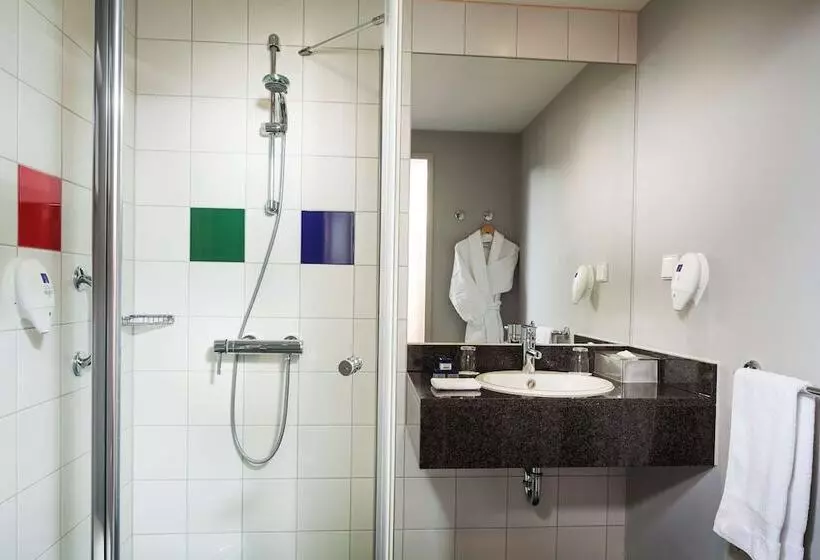 公園の見えるスタンダードルーム, Park Inn By Radisson Frankfurt Airport