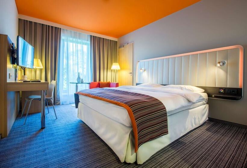 اتاق استاندارد با چشم‌انداز پارک, Park Inn By Radisson Frankfurt Airport